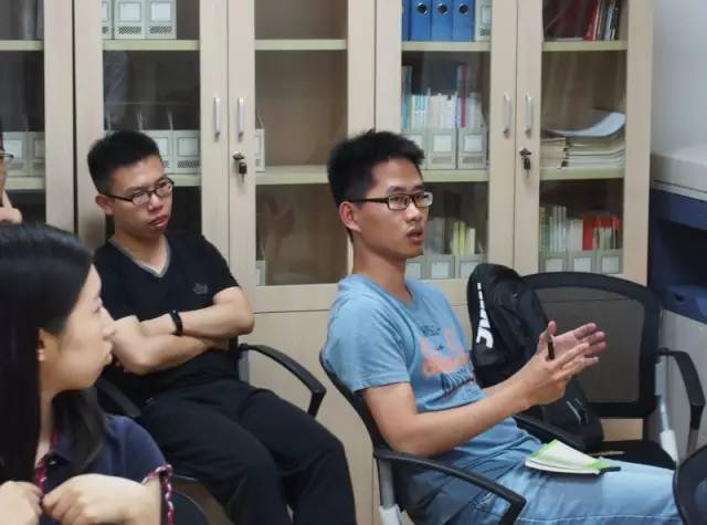 南大浓厚学术氛围引赞叹,大气科学学生论坛自由交流解难题