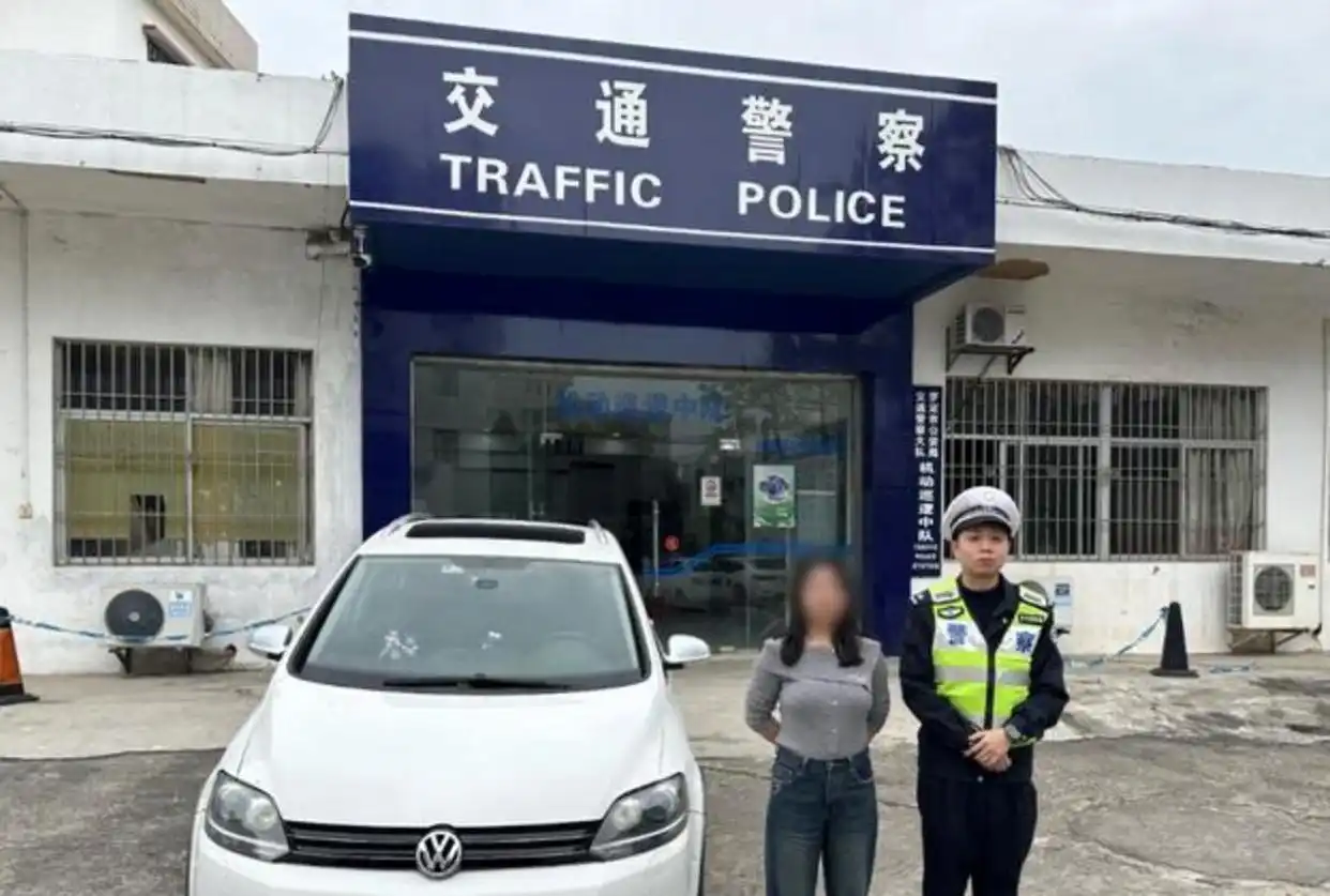 辽宁盘锦女司机逆行还理直气壮，多次违章行为终被处理