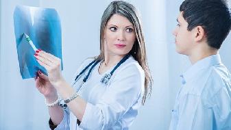 印度飞香港航班多人确诊,香港当前疫情情况如何?