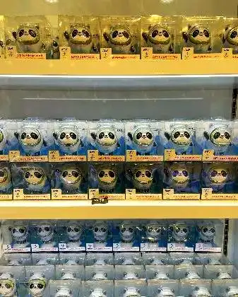 北京冬奥会开幕在即，特许纪念品成大众参与收藏热点