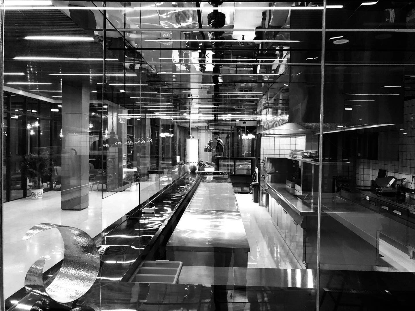 浙大玉泉校区第二食堂翻新开业,师生挤爆,美食学习两不误